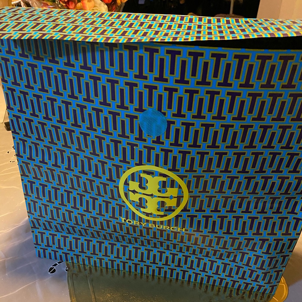 Tory Burch  Gift Bag.